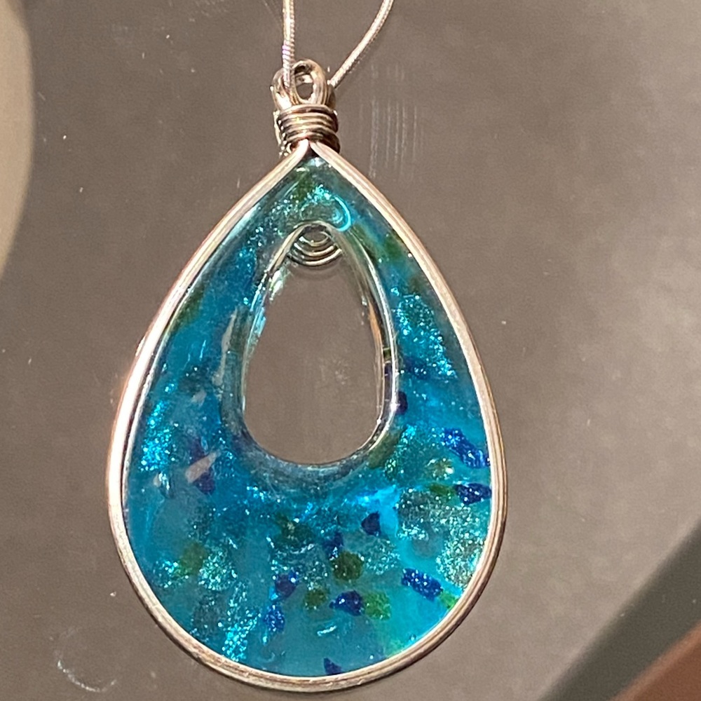 Silver Murano Glass Pendant & 925 Necklace - Picture 3 of 4